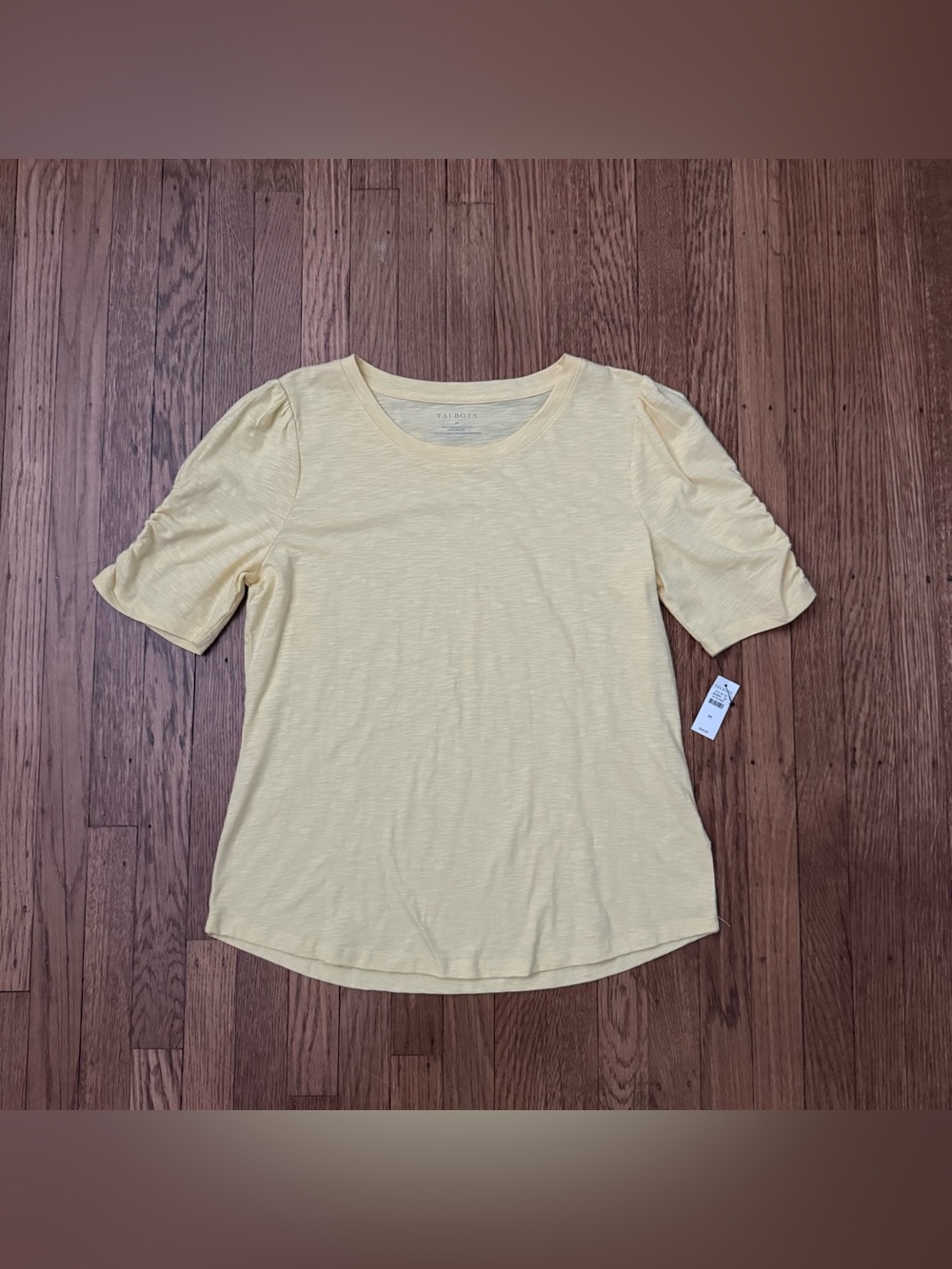 NWT Talbots Light Yellow Short Sleeve Crewneck Tee Women’s size MEDIUM